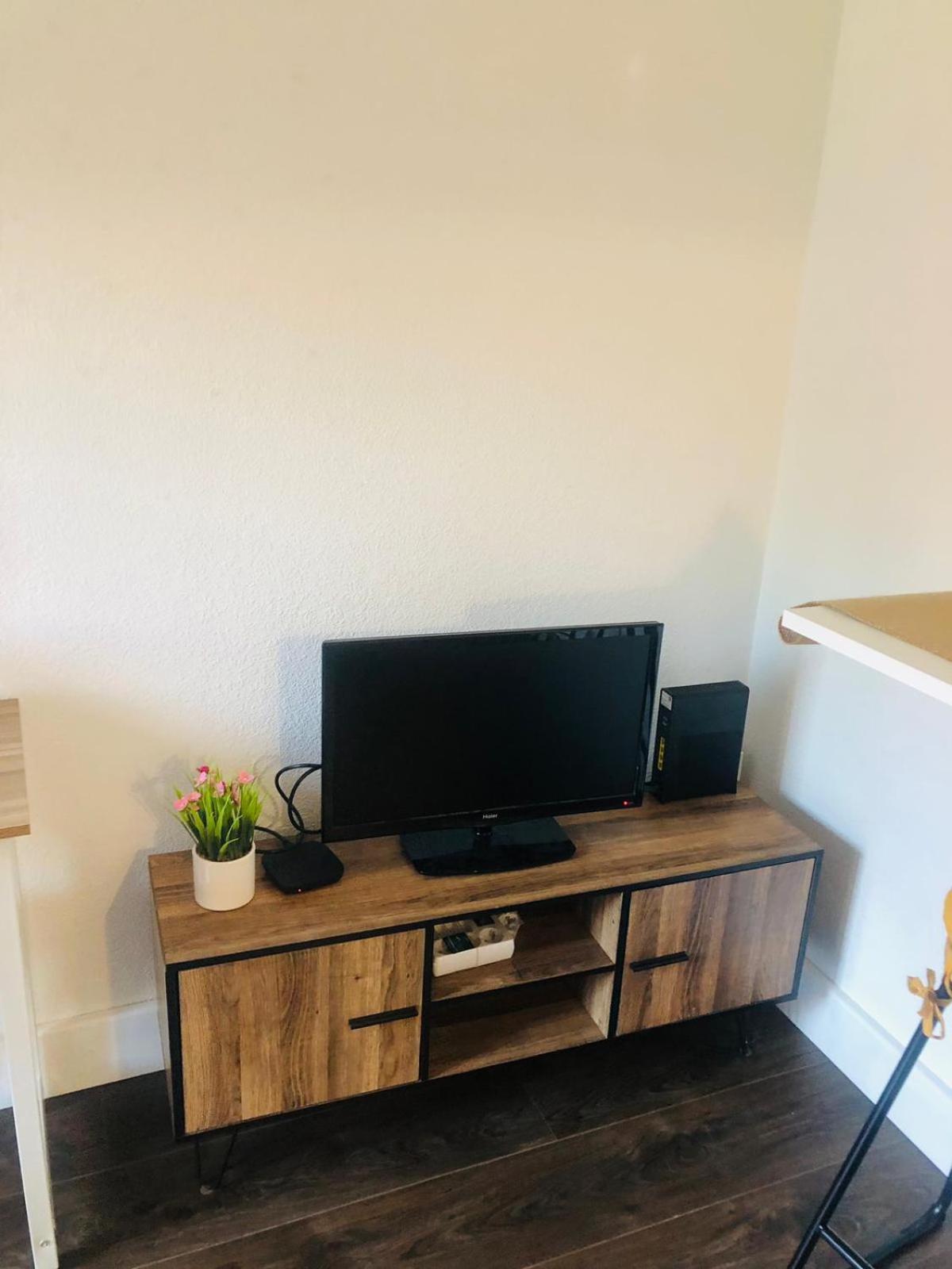L'Etoile Paloise -Terrasse &Wifi &Parking &Piscine Apartment По Екстериор снимка
